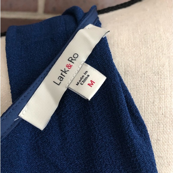 NEW Lark & Ro Cold Shoulder Ruffle Crepe Dress Navy Blue Size Medium - Picture 7 of 8